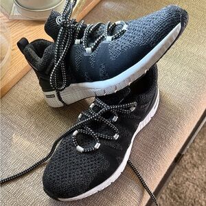 Stylish Black Women’s Shoes